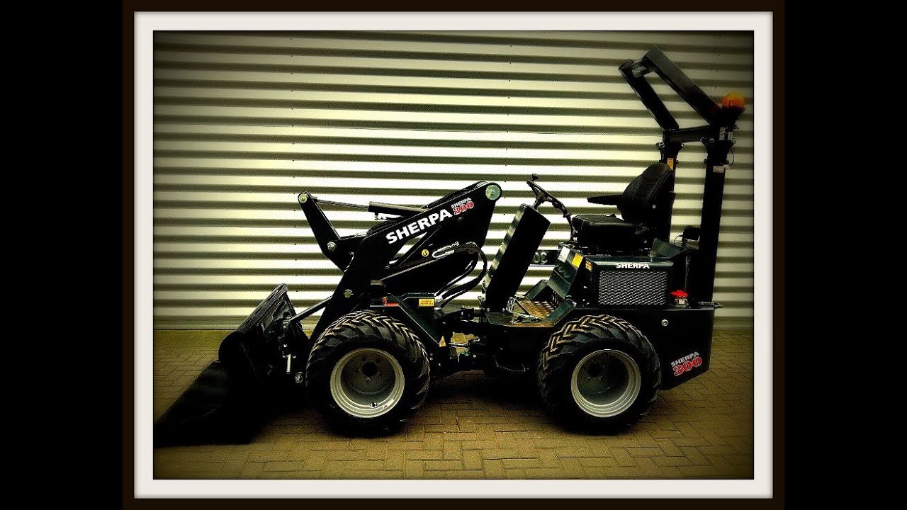 Sherpa Minilader 300 LPG Autogas und KehrFix Anbaubesen auf der TiefbauLive RecyclingAktiv 2015 in B