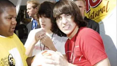 Mitchel Musso's License for Love