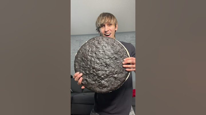 World’s Biggest Oreo Cookie!!😳
