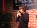 Nerdy white comic answers hecklers phone wins over black crowd