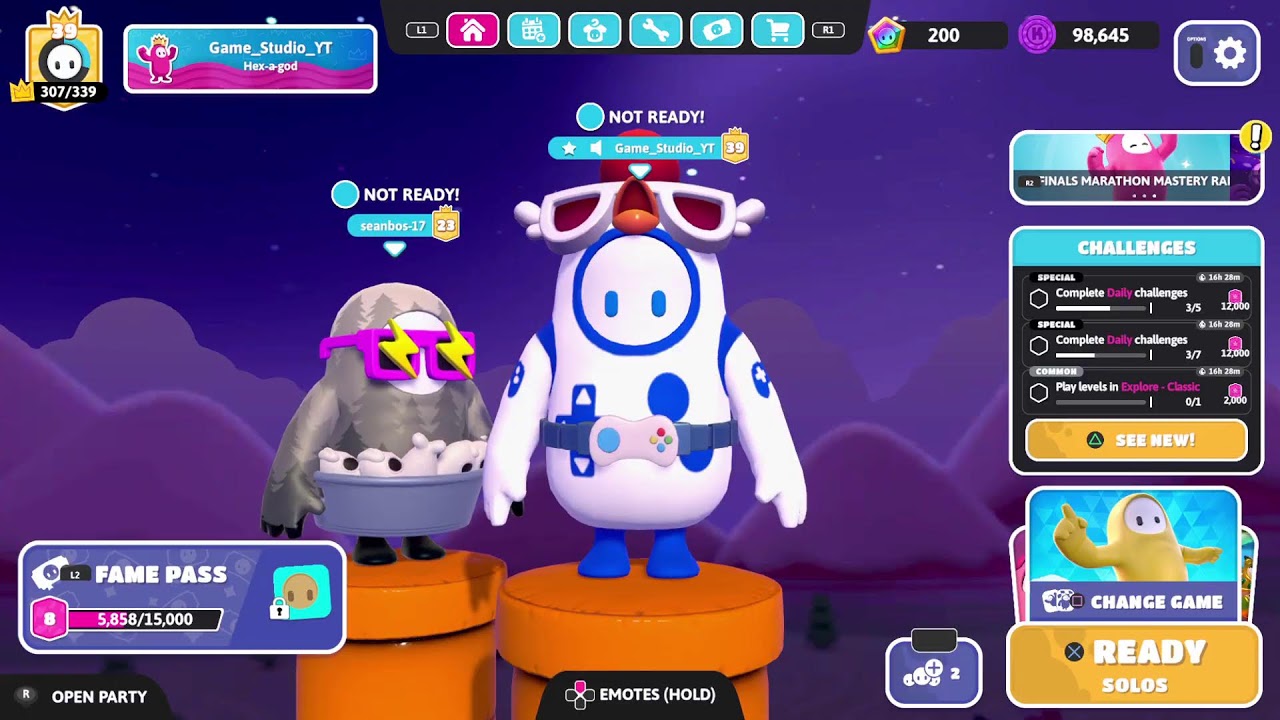 Live playing Fall guys