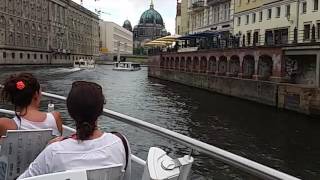 Достопримечательности Берлина(Прогулка на катере по реке Шпрее., 2016-09-28T23:14:36.000Z)