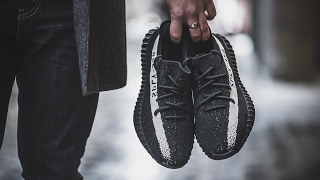 yeezy 350 black with white