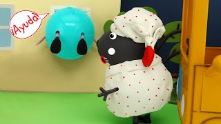 Papá Cerdito Olvidó Las Llaves, Peppa La Cardita Español Latino