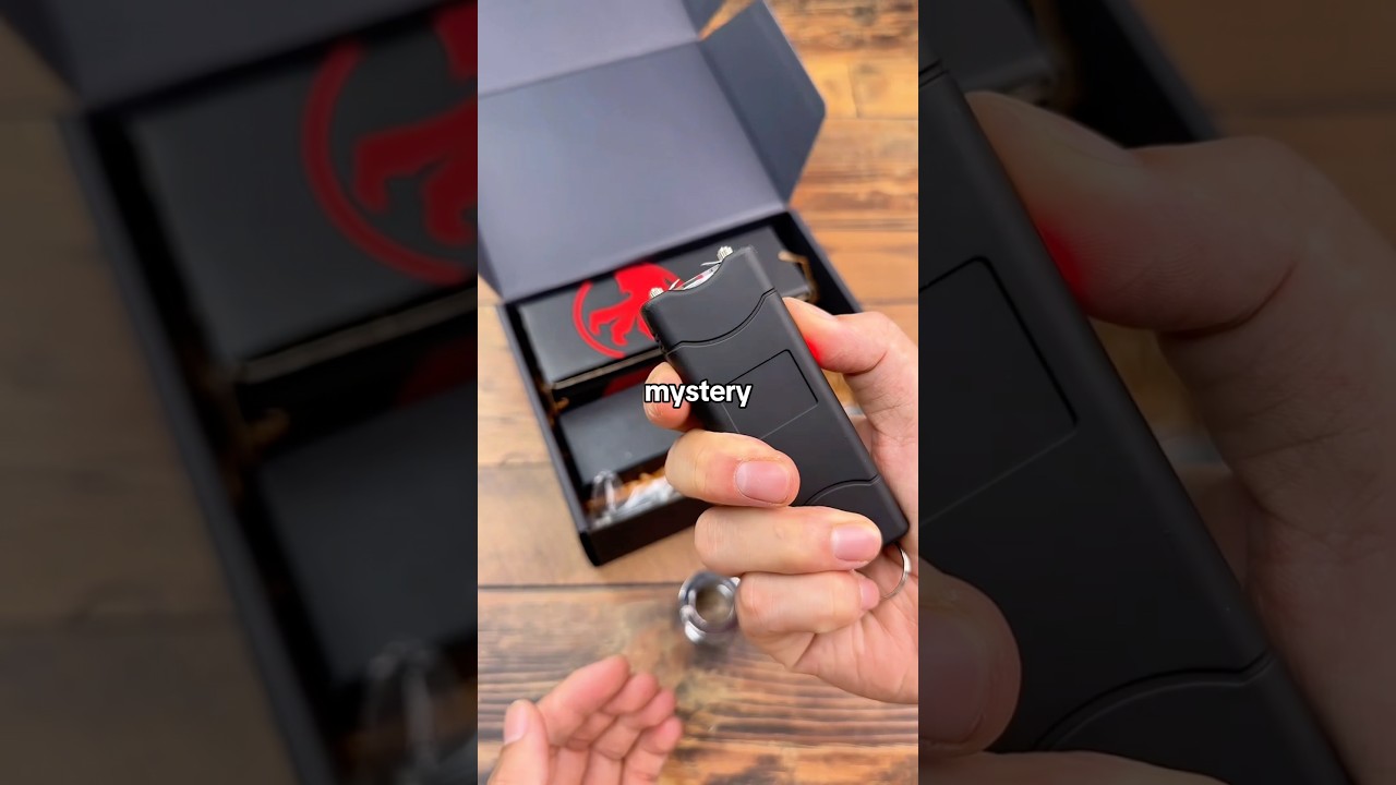 This customer didn&rsquo;t want this box 🥺 #unboxing #mysteryknives #knives