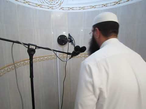 صلاة العيد للشيخ يوسف لشهب في مسجد عمر بن عبد العزيز