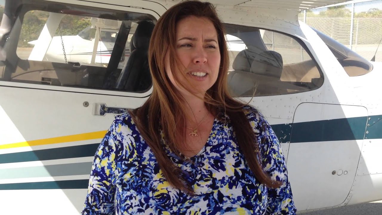 Female Pilots Learn To Fly At Santa Monica Airport SantaMonicaAir female-pilots-learn-to-fly-at-santa-monica-airport-santamonicaair