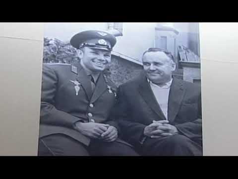 Video: Yuri Gagarin: biografie en persoonlijk leven