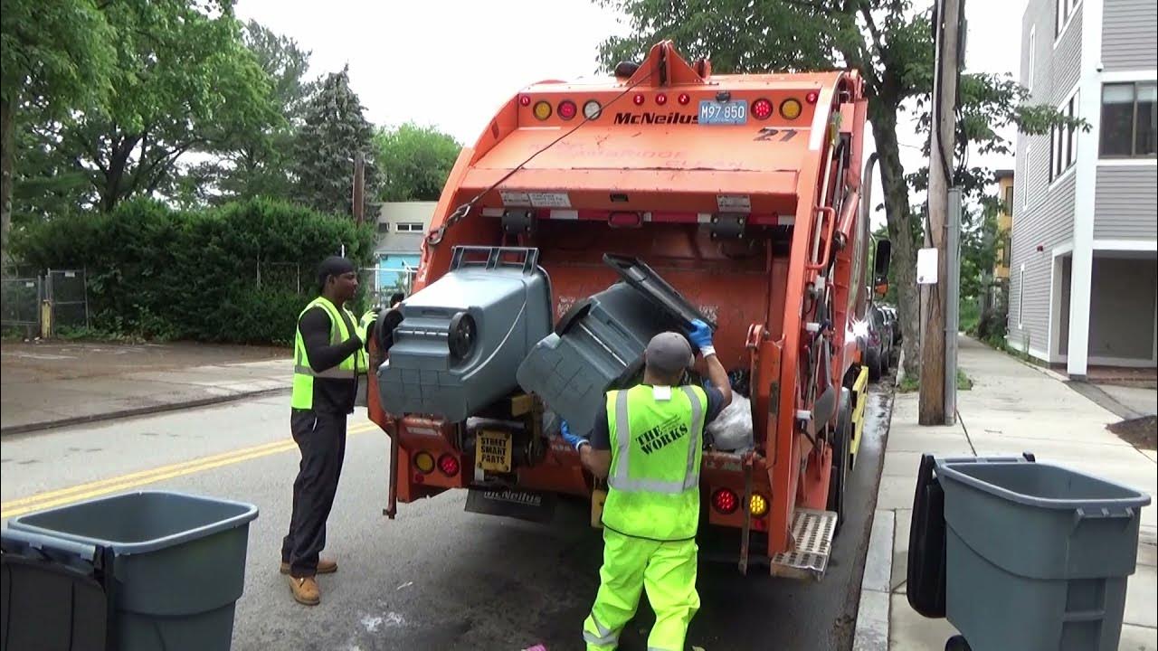 Cambridge DPW Freightliner McNeilus RL Part 2 YouTube