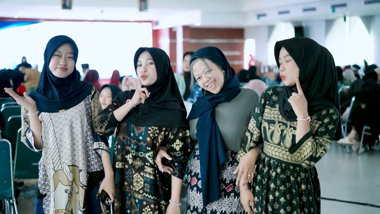 ENGLISH DRAMA AND QUIZ COMPETITION SEASON 5.  PGSD - UHAMKA (Highlight)