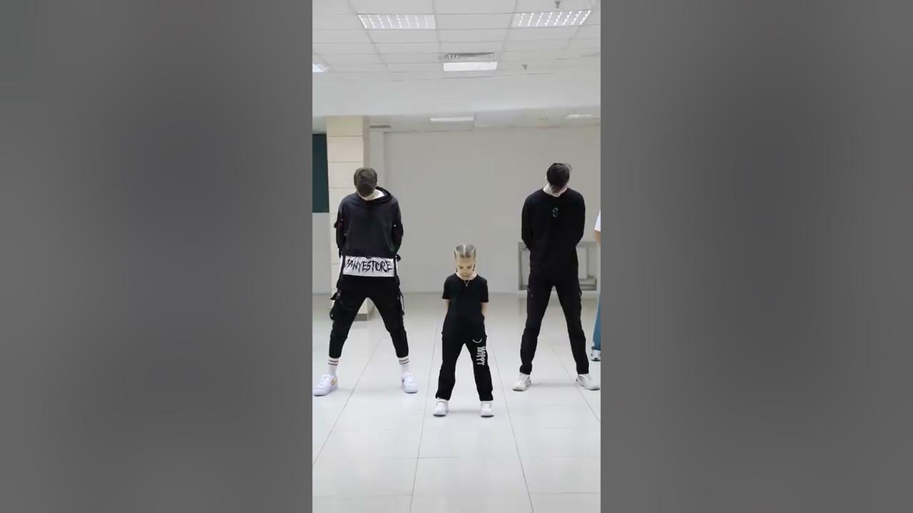 Симпа ❤️‍🔥 Девочка Повторила Танец 😱🔥 Tuzelity Shuffle