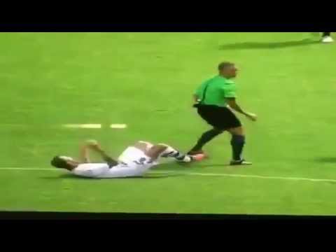 Brutal foul committed from referee ( España Segunda Division - Ath. Bilbao B VS  Mallorca )