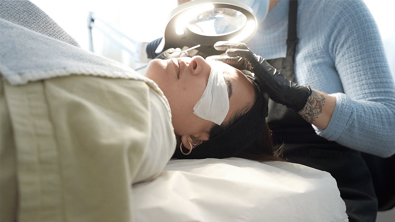 ASMR spa facial for sleep & relaxation (unintentional)