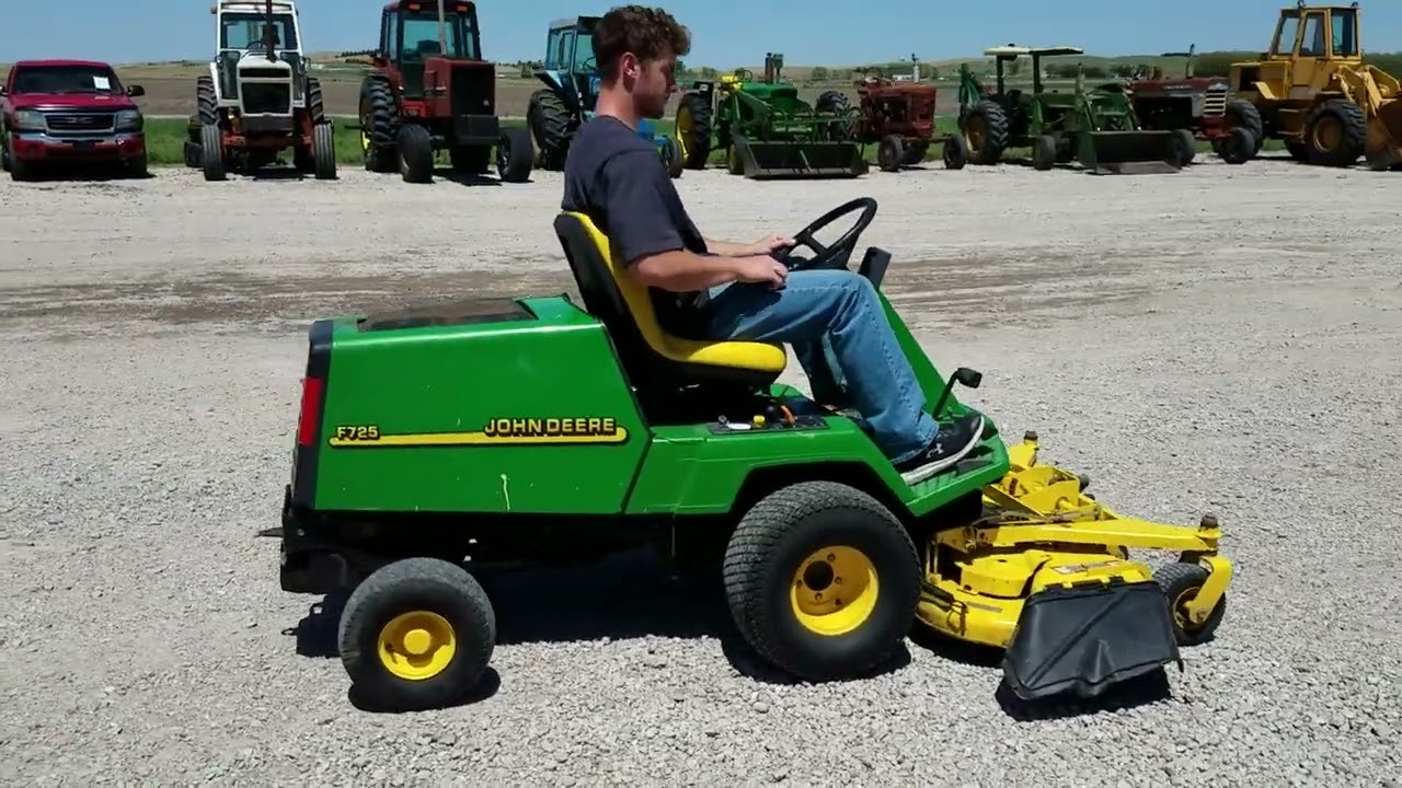 2004 John Deere F725 Riding Lawn Mower & Snowblower for sale May 24th