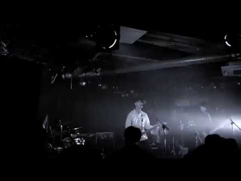 Watch クロマチックラン / シルエット[PV] on YouTube