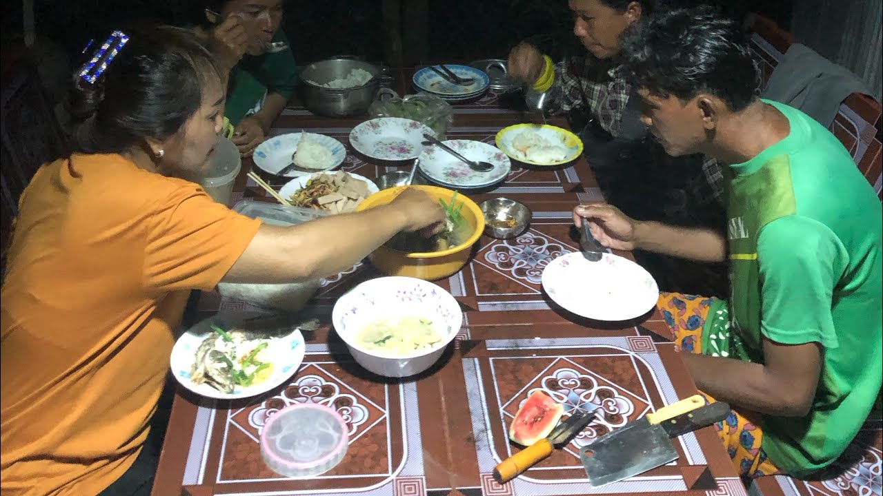 6 October 2023 cooking at night - YouTube