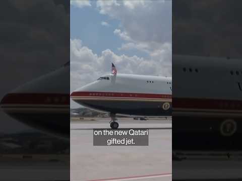 Trump Stops in UK to Switch Air Force One Planes