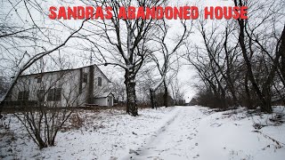 SANDRAS ABANDONED HOUSE WITH EVERYTHING LEFT BEHIND (WHERE DID THEY GO?)