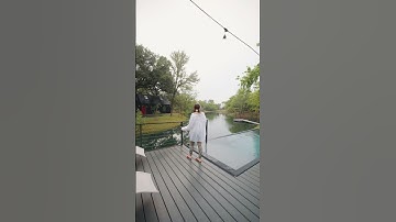 Custom container pool overlooking the lake in Texas 😍