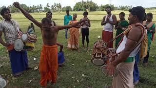 Kalaivani Pambai crew