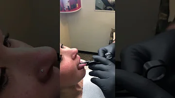 Perché la gente si fa i piercing?