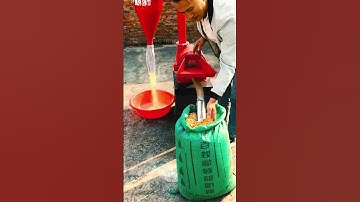 Self-priming crusher, self-priming feeding. No need to bend over, saving time and effort