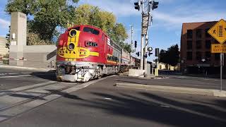 Santa Fe 347C Leads CSRM Spookomotive Excursion Train w/AMTK 281 (F40PHR) @ Sacramento CA 10/30/2021