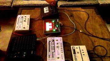 Quick comparison of TB303 with XOXbox, TB3 and TT303 using same pattern