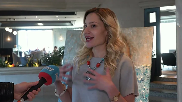 Ana Bogdanovic i izlozba "Praskozorje" - Najlepsa ...