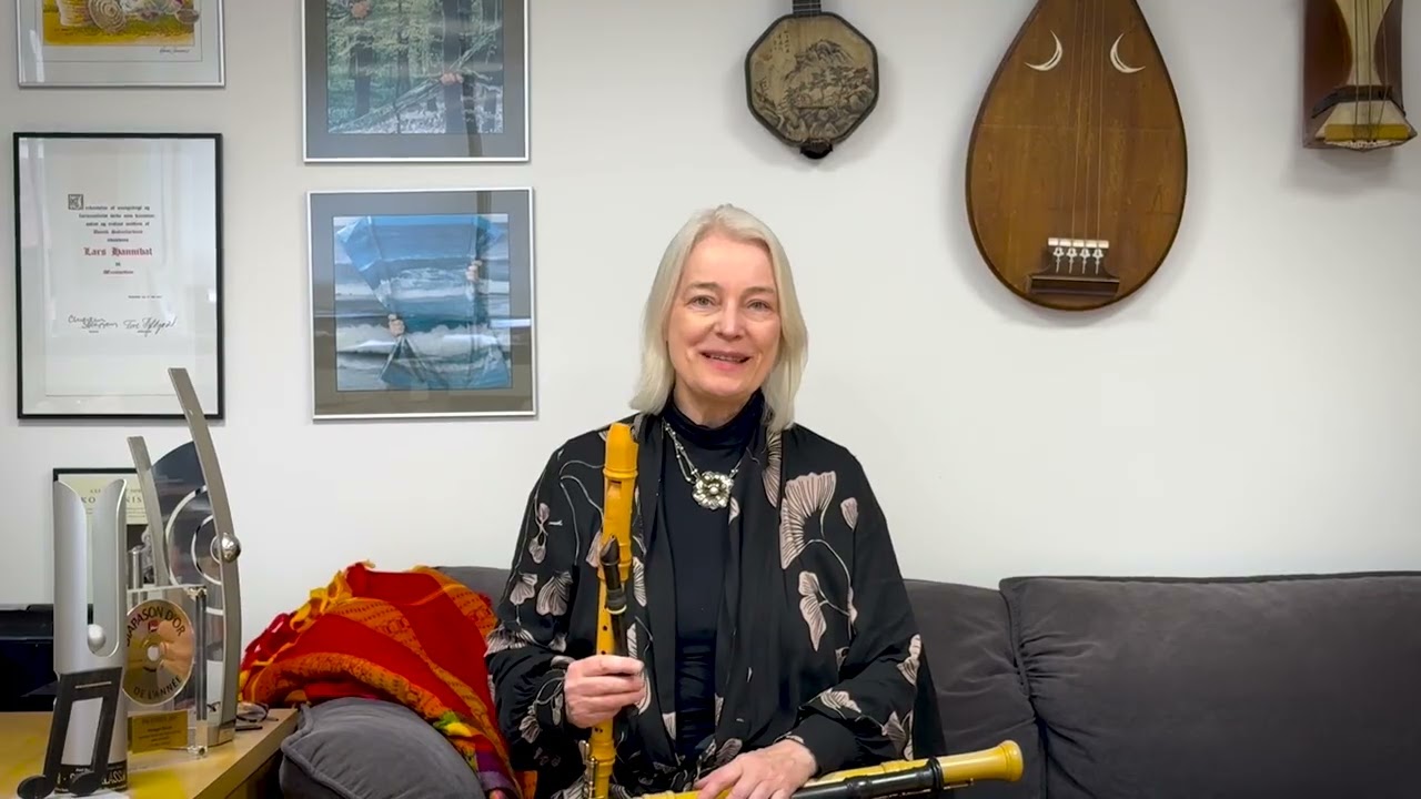 Michala Petri talk briefely on Concerto Rosignolo for recorder and orchestra by Ole Buck.