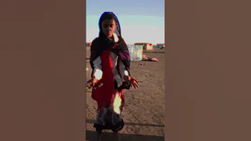 Sword Dancing With The Secret Rashaida Tribe In Sudan Shorts Sudan Arabicculture 