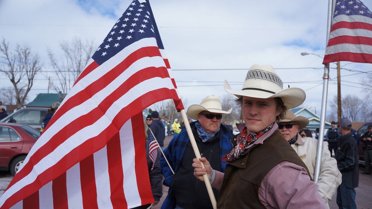 Hammond Ranch Burns Oregon a city divided: The Lavoy shooting and Hammond ranch ...