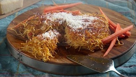 Spaghetti Pizza - Mad Hungry with Lucinda Scala Quinn