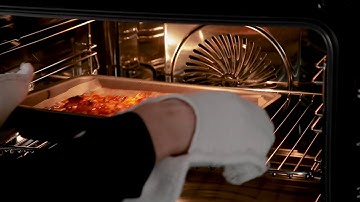 What Is The Moist Fan Baking Function On My Oven? | AEG