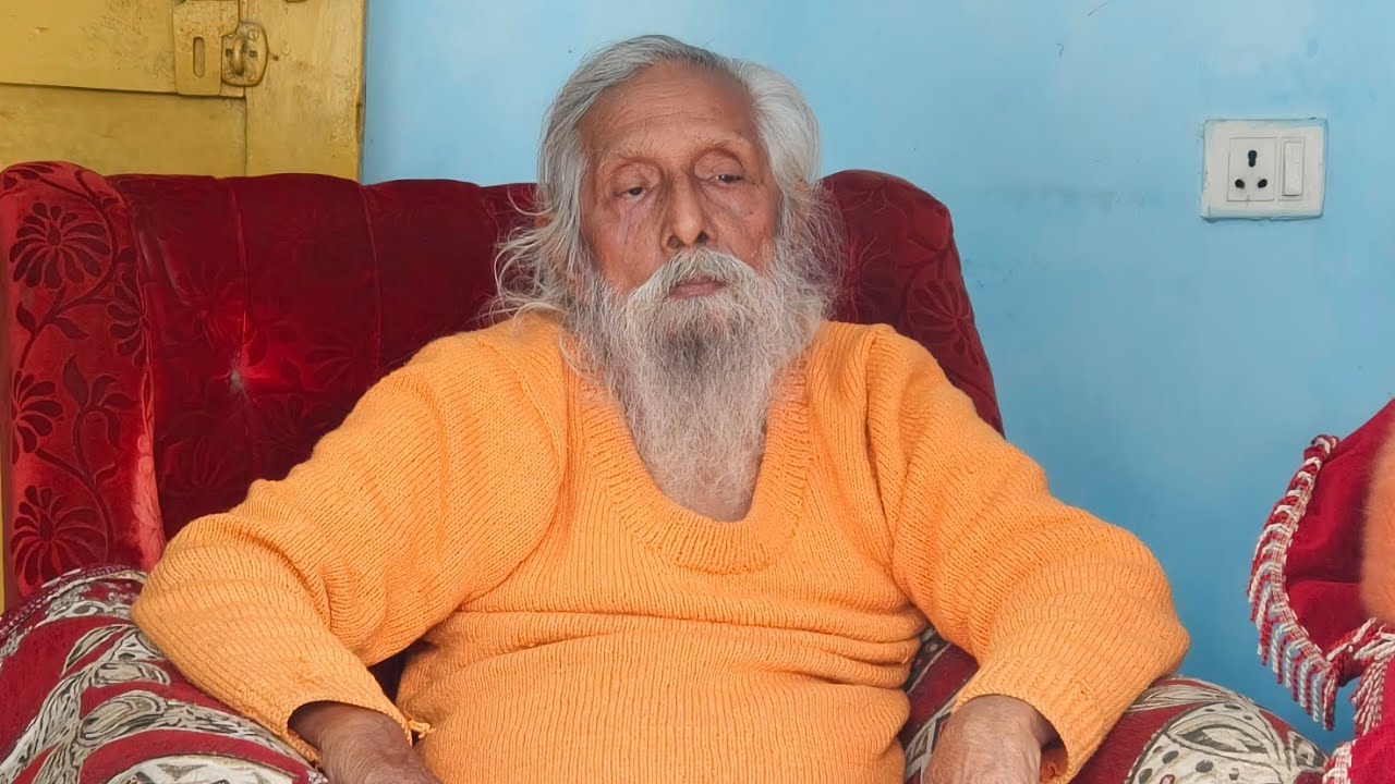 गुरुदेव ने कहा - जो श्रीधर है वह मैं हूं, मुझ में और उनमें अंतर नहीं है। पूज्य स्वामी आनंद बाबा।