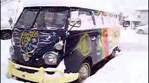 1965 VW Transporter Hippie Bus split window - AWESOME!