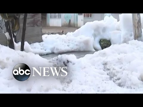 Toxic foam cloud floods 30 homes