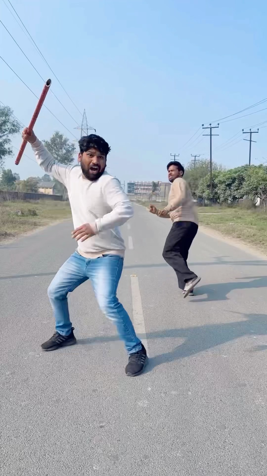 Adam hand se aaj Baal Baal Bach gaye #adam #comedy #youtubeshorts #shorts #shortsfeed