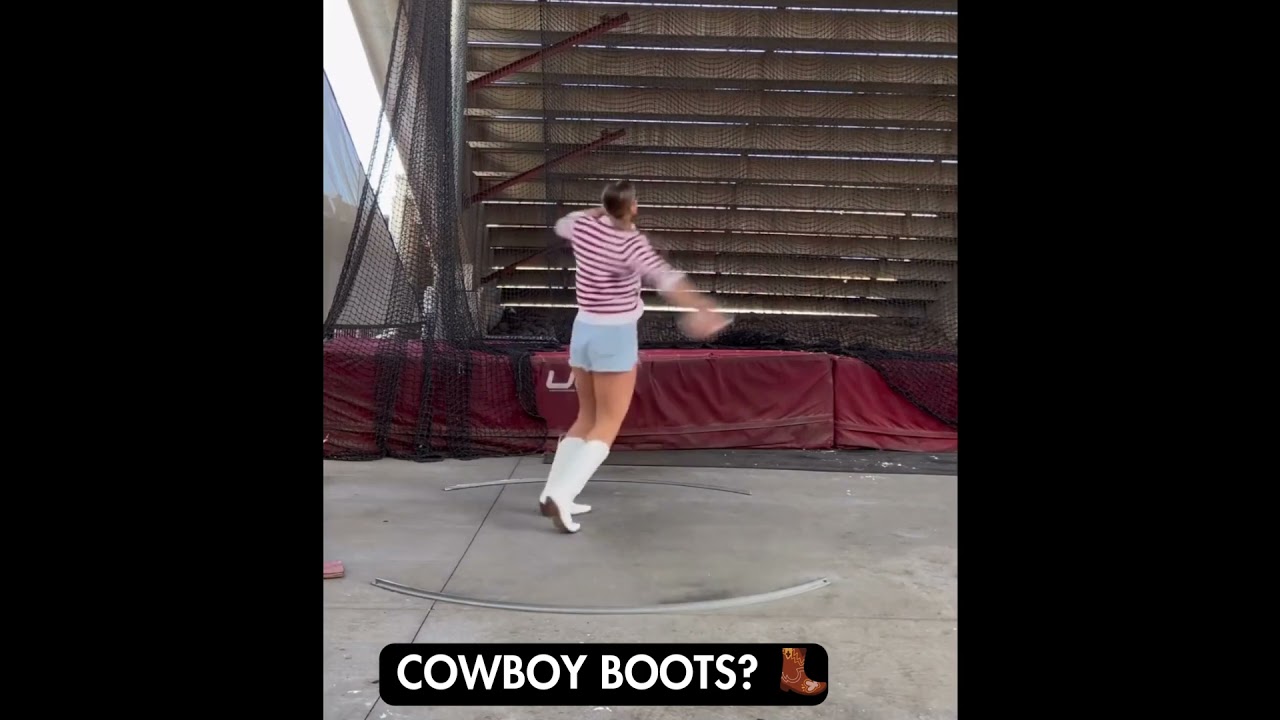 Throwing in COWBOY BOOTS🤠