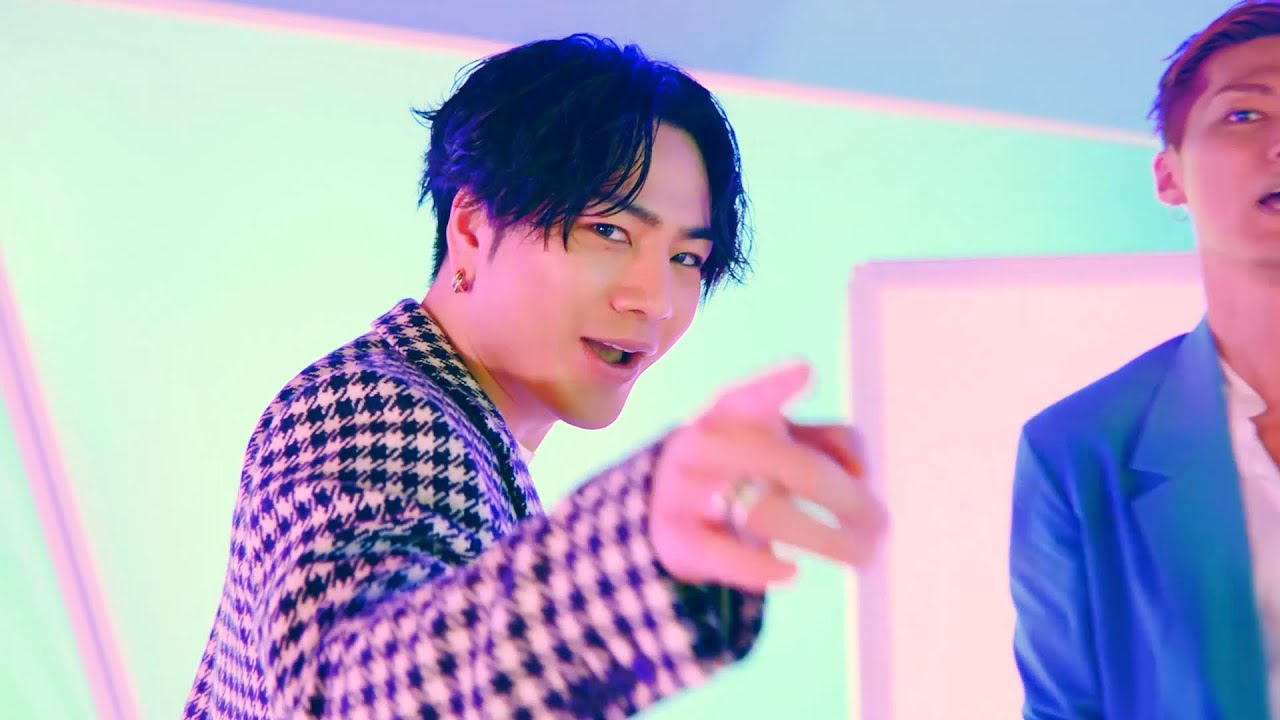 TETSUYA クッション EXILE virtual love EXtreme LIVES 「VIRTUAL LOVE」篇 30秒 - YouTube