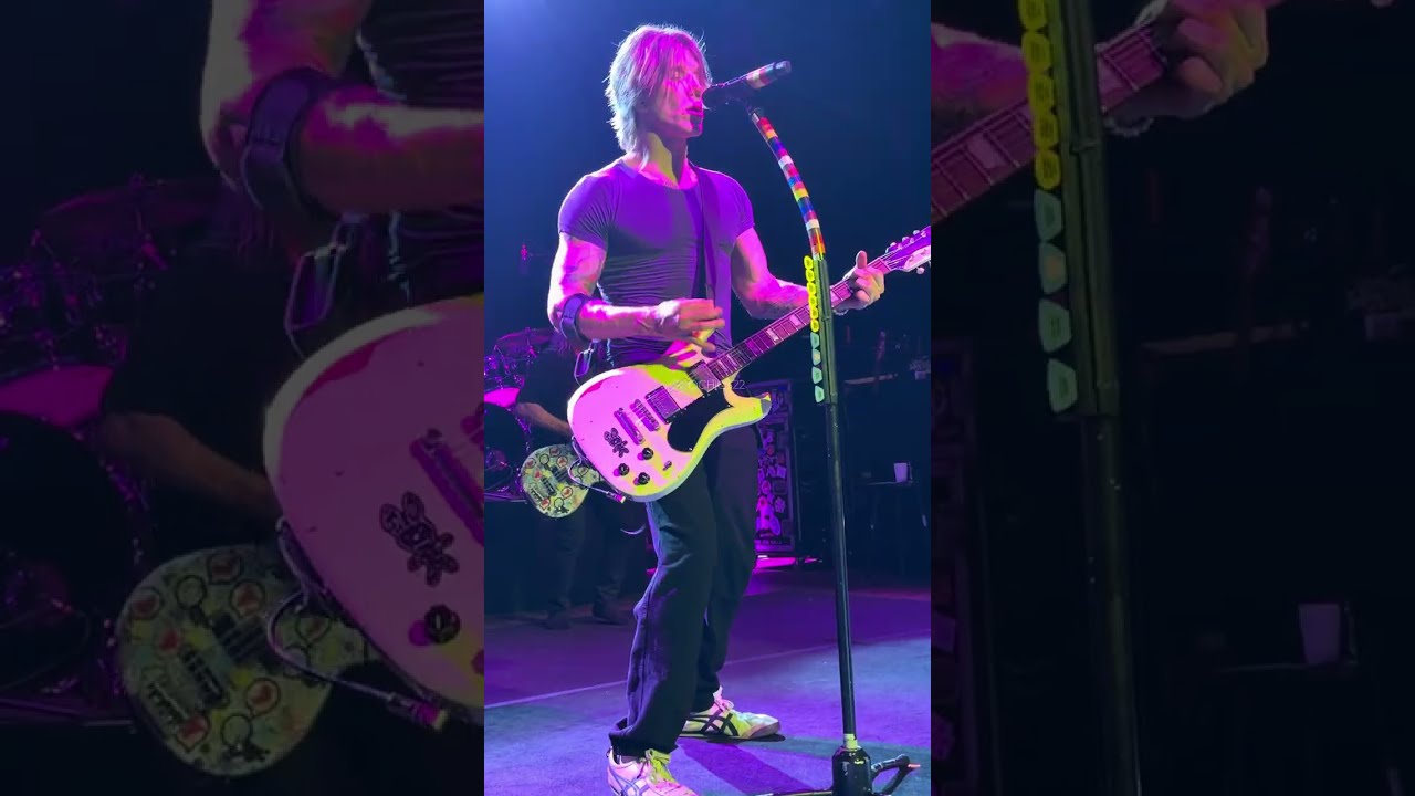 Goo Goo Dolls, Long Way Down, Night 2 Town Ballroom Buffalo NY, food pantry benefit, 11/20/2025