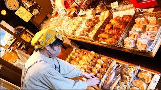 A fantastic bakery! The owner loves bread and works 30 hours a day thinking about it!