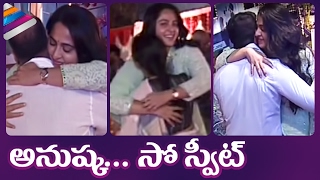Anushka Heartful Hugs | Anushka Real Behavior | Show Time Telugu Movie Audio Launch | MM Keeravani