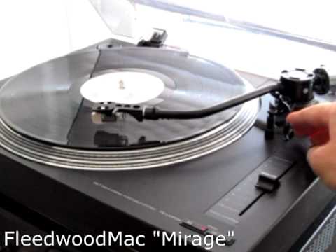 Sony PS-LX350H plays fleetwood mac - YouTube