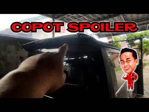 Video: Bagaimana cara melepas spoiler mobil?