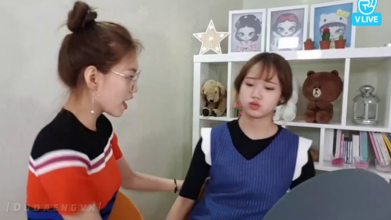 Dodaeng hướng dẫn cách trang điểm cho bạn gái.