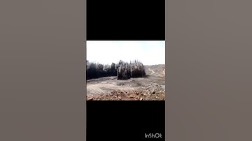 Dangerous stone🪨 blasting💣 in mine🏭 #youtubeshort #viral #blast #stone #shorts