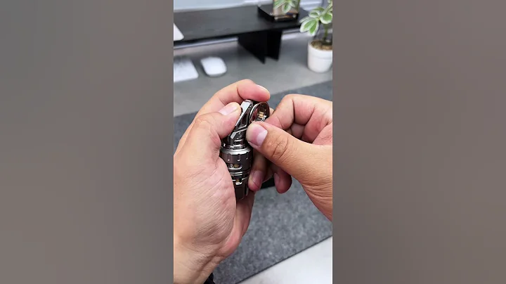 Dont let your boyfriend see this fidgets toy!