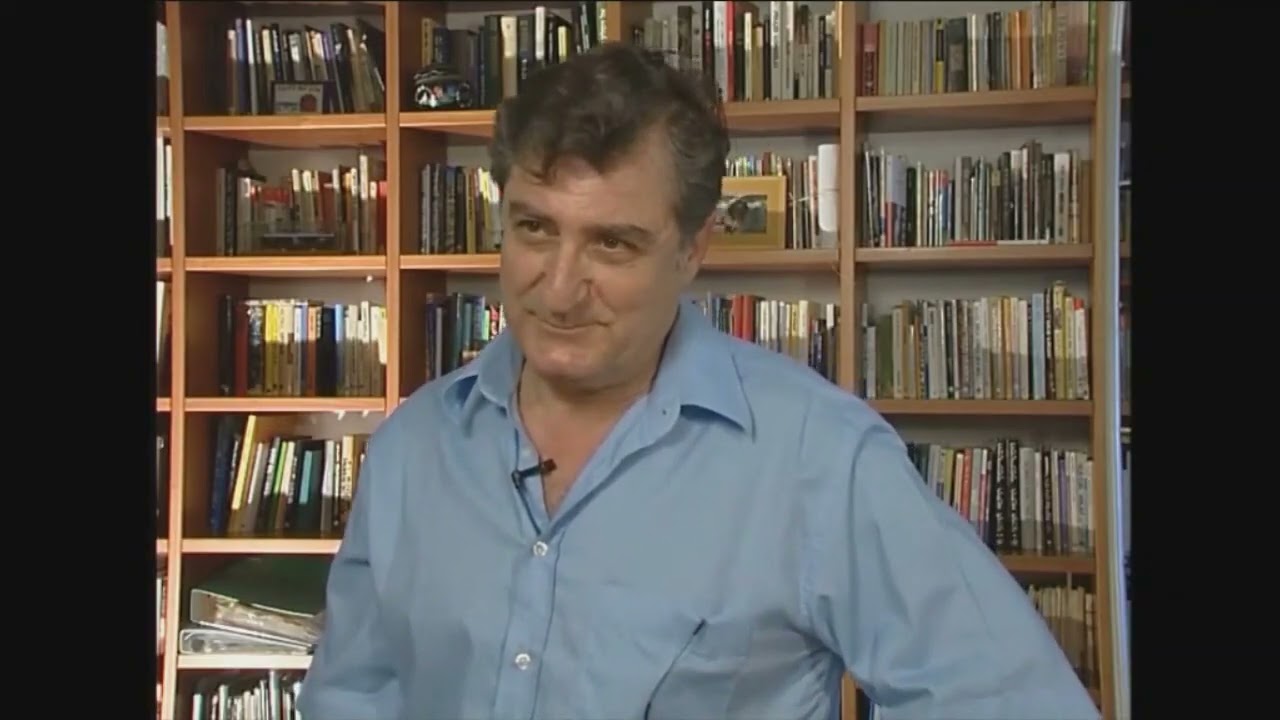 שדר הרדיו ושחקן התיאטרון אלכס אנסקי מספר על תפקידו הצבאי הייחודי בעקבות מבצע קדש ב-1956