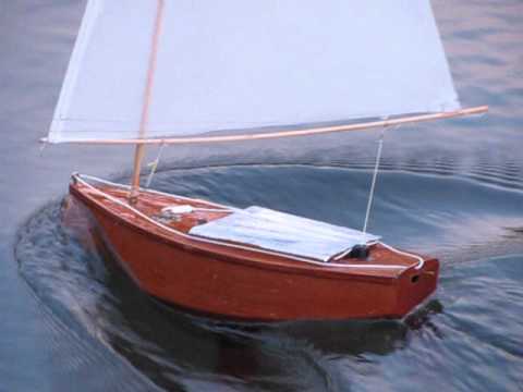Footy rc sailboat plans
